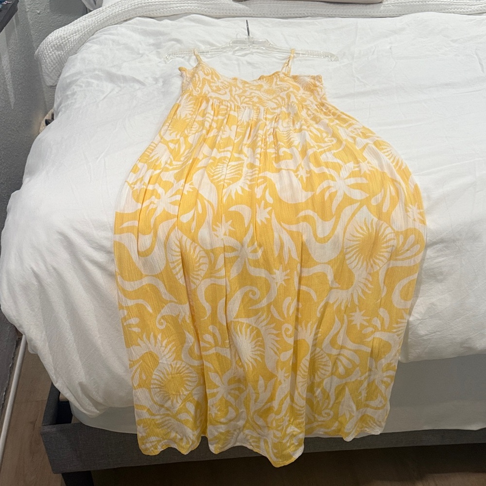 Billabong Yellow and White Floral Top